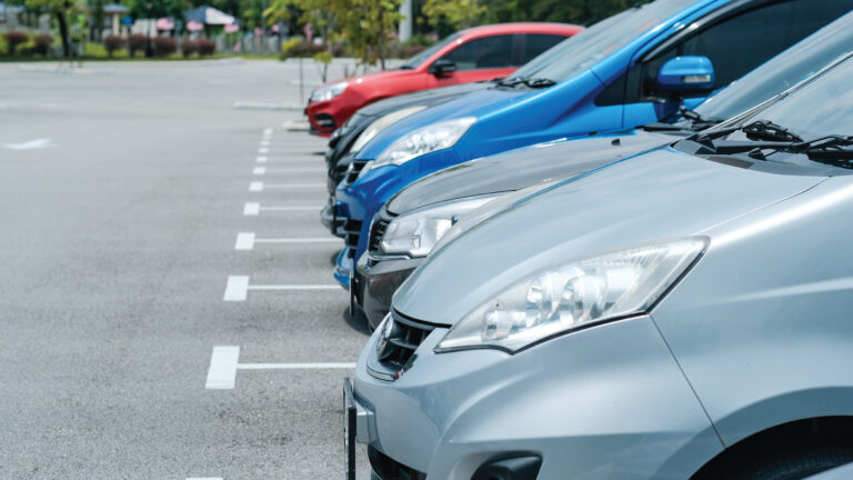 STREET PARKING ETIQUETTE TIPS FOR BEING A CONSIDERATE PARKER visual data 2